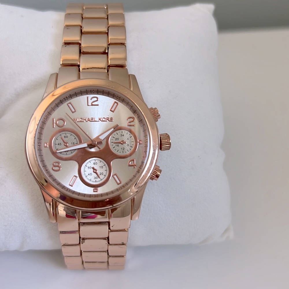 MICHAEL KORS WATCH
